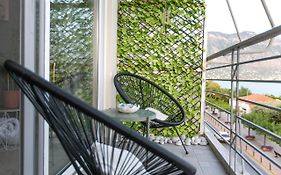 Seafront Kalamata Haven - Blue Luxury Suite